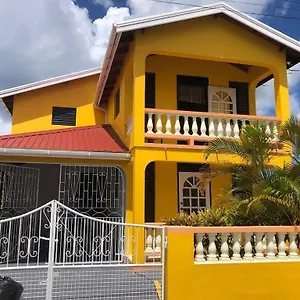  Holiday home Donamae 2 Story Barbados House
